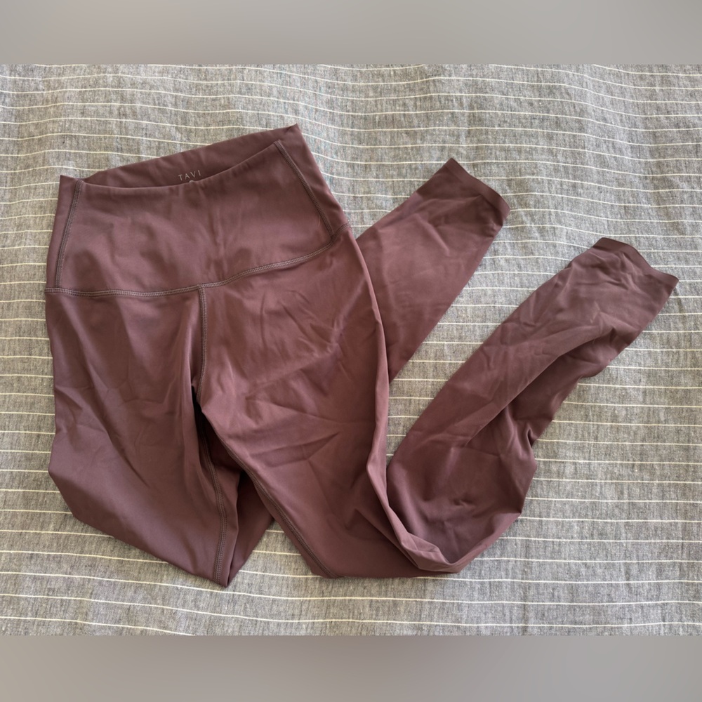 NWT Tavi High Waisted Tight - Quartz - Picture 5 of 8